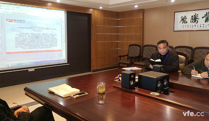 子夜无人免费观看