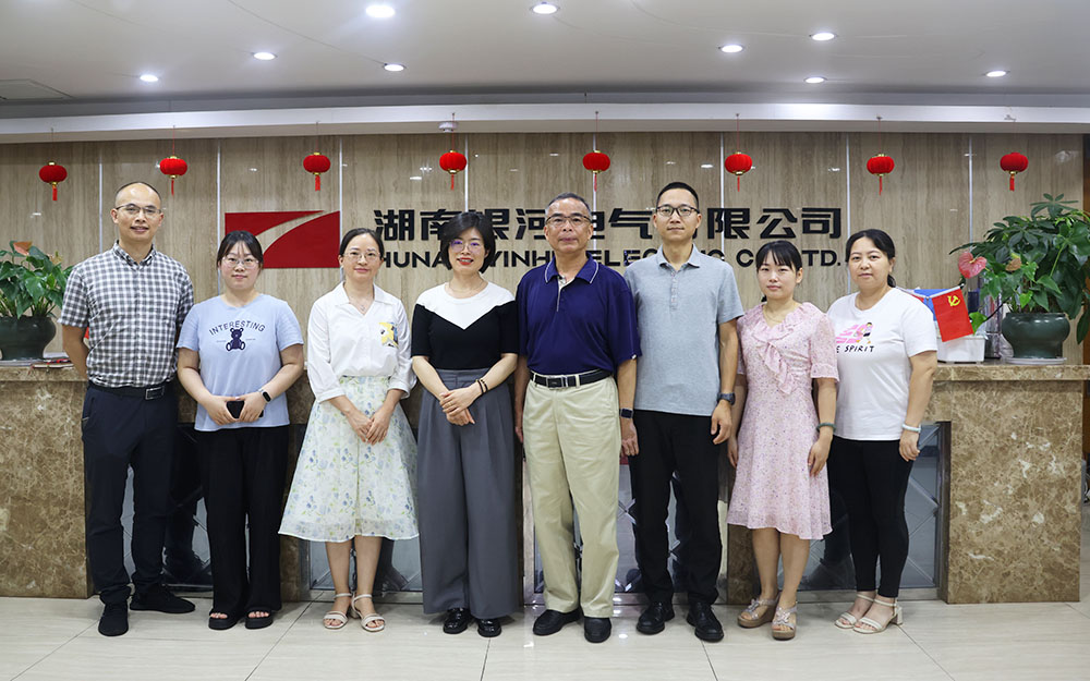 经开区人才局领导莅临我司指导