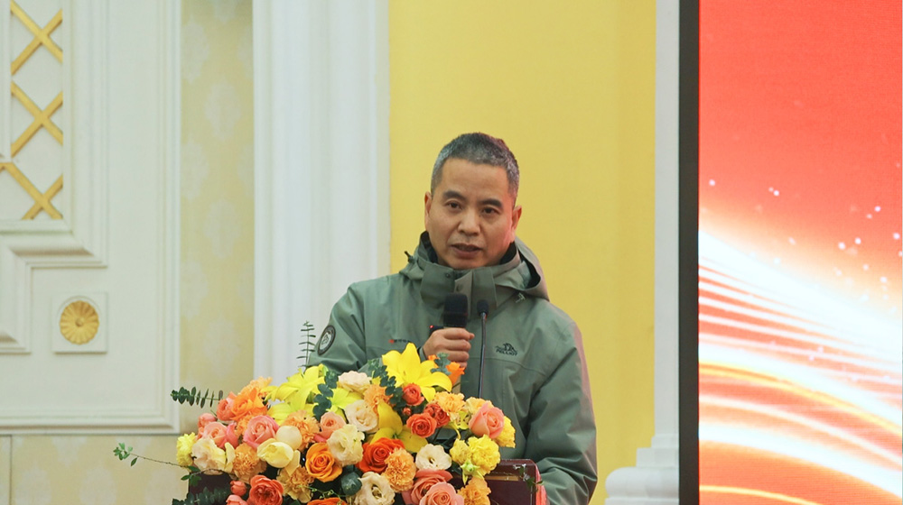 董事长徐伟专作重要讲话